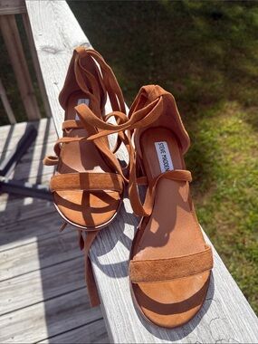 Steve Madden Rustic Orange Suede Lace-Up Sandals